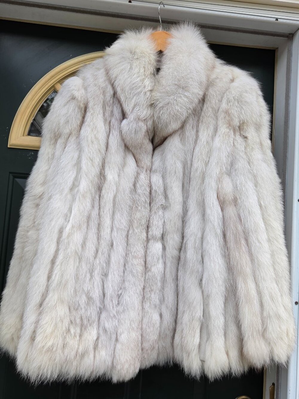 Niki Blue Fox Fur Jacket Size Large - Mob Wife Coat